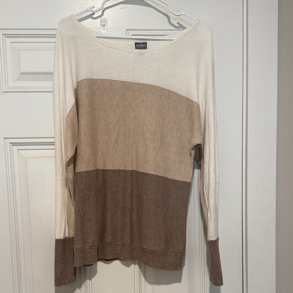 SOHO New York & Co Cream and Brown Colorblock Sweater